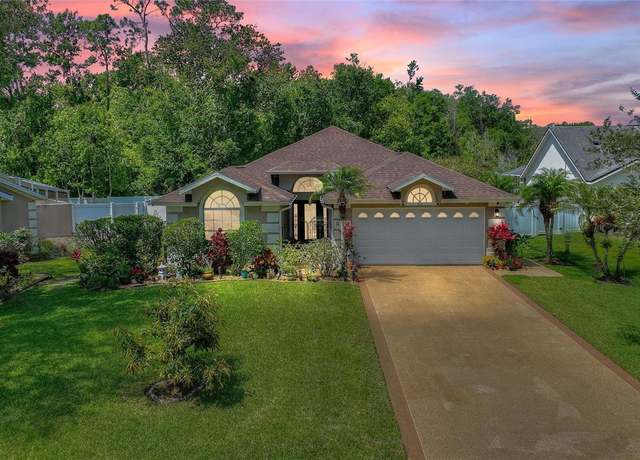 Property at 219 Breezy Oaks Ct, Davenport, FL 33896, 3 beds, 2 baths