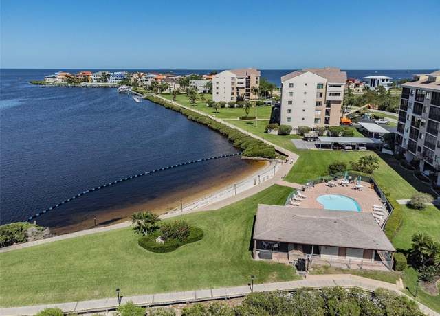Property at 4650 Bay Blvd #1046, Port Richey, FL 34668, 2 beds, 2 baths