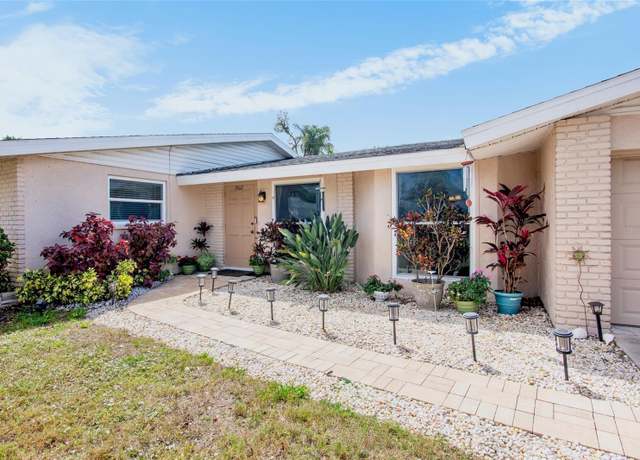 Property at 3612 Wexford Ln, Sarasota, FL 34233, 3 beds, 2 baths