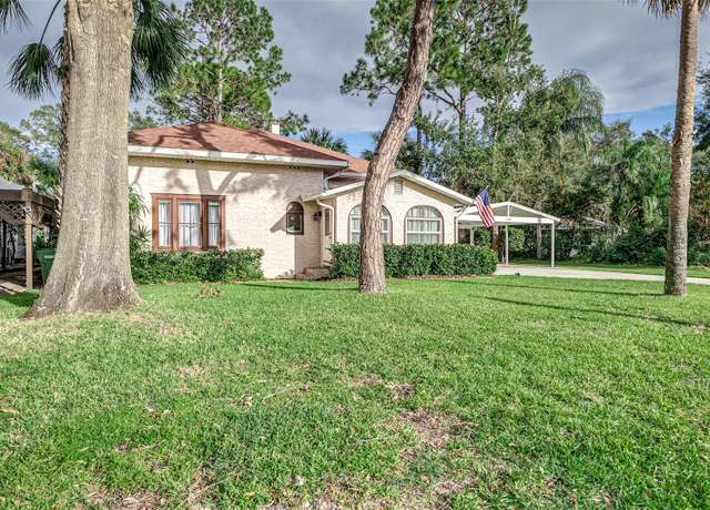 Property at 1806 17th St NW, Winter Haven, FL 33881, 3 beds, 2 baths