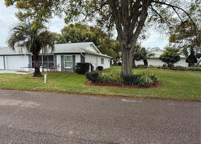 Property at 11121 Linkside Dr #11121, Port Richey, FL 34668, 2 beds, 2 baths