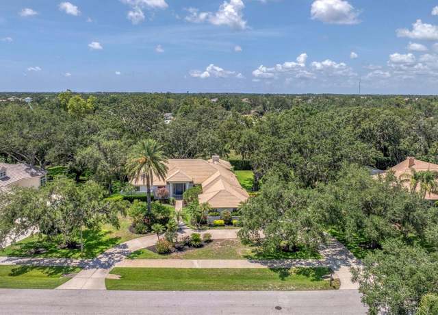 Property at 2914 Dick Wilson Dr, Sarasota, FL 34240, 4 beds, 4 baths