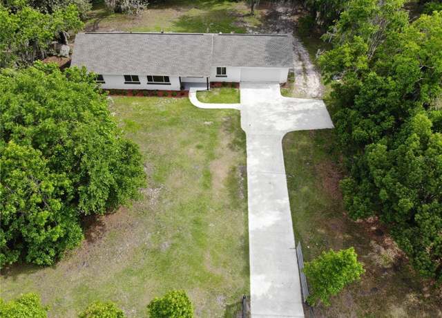Property at 2110 NW 100th St, Ocala, FL 34475, 3 beds, 2 baths