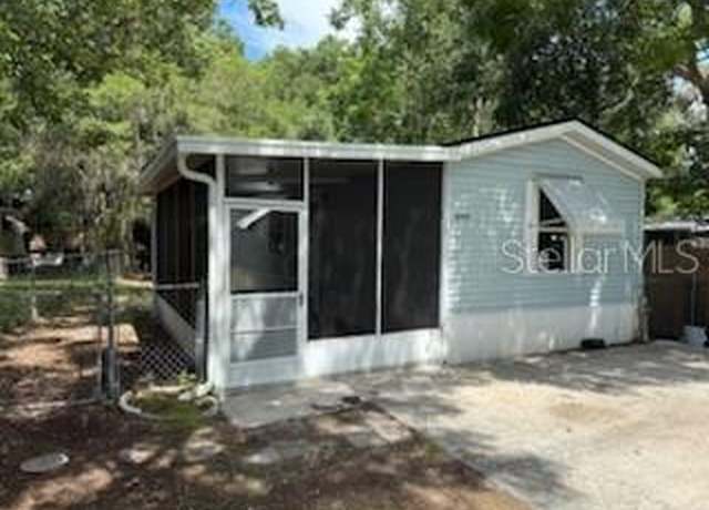 Property at 4209 E Lake Park Dr, Hernando, FL 34442, 2 beds, 2 baths