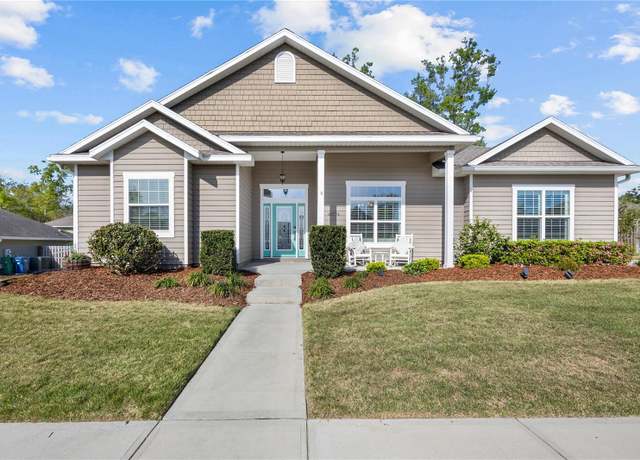 Property at 16774 NW 167th St, Alachua, FL 32615, 4 beds, 3 baths