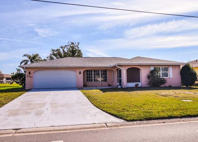 Property at 2221 Bal Harbour Dr, Venice, FL 34293, 3 beds, 2 baths