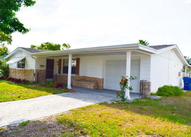 Property at 7435 Hollyridge Dr, New Port Richey, FL 34653, 3 beds, 2 baths