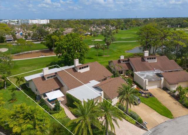 Property at 5901 LA Vista Ln, Bradenton, FL 34210, 2 beds, 2 baths
