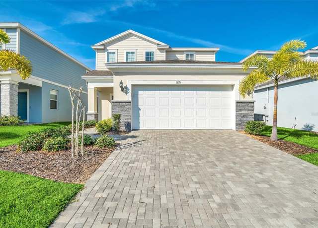 Property at 1870 Summer Dr, Davenport, FL 33897, 5 beds, 5.5 baths