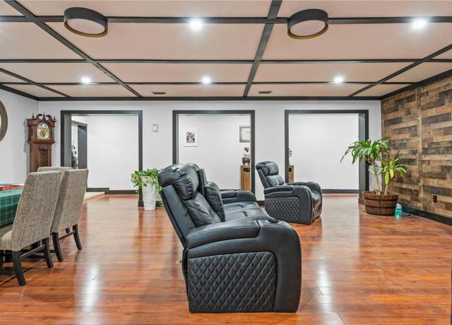 Property at 409 San Sebastian Prado, Altamonte Springs, FL 32714, 8 beds, 7 baths