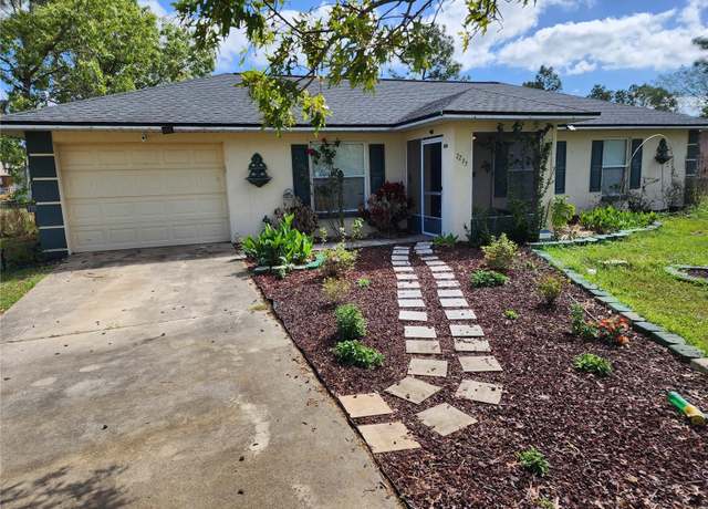 Property at 7233 Hemlock Rd, Ocala, FL 34472, 3 beds, 2 baths