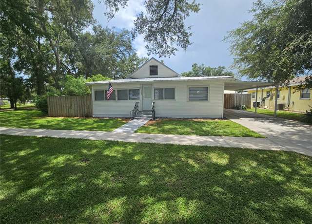 Property at 5505 8th St, Zephyrhills, FL 33542, 2 beds, 2 baths