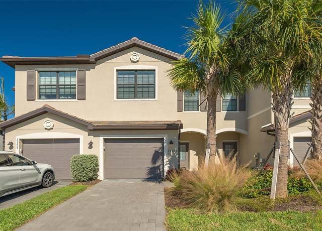 Property at 15221 Lyla Ter, Lakewood Ranch, FL 34211, 3 beds, 2.5 baths