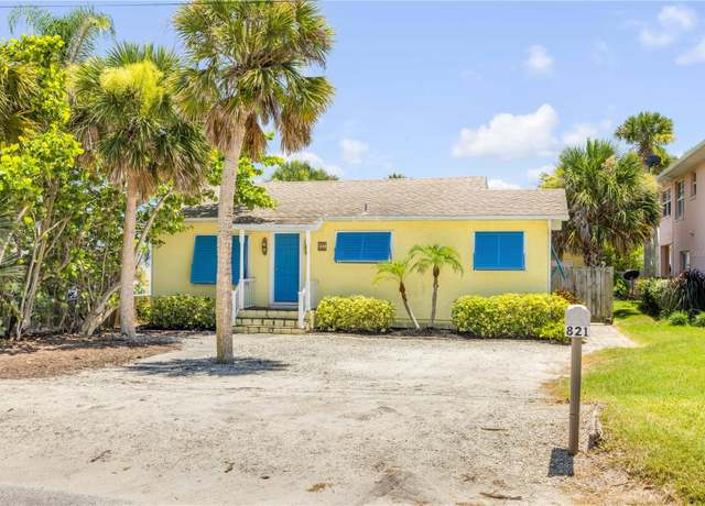 Property at 821 Ocean Ave, New Smyrna Beach, FL 32169, 3 beds, 3 baths