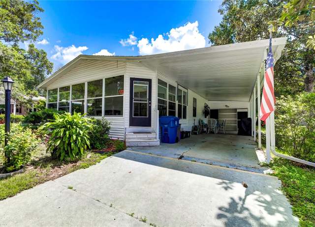 Property at 2757 Kingswood Cir, Brooksville, FL 34604, 2 beds, 2 baths