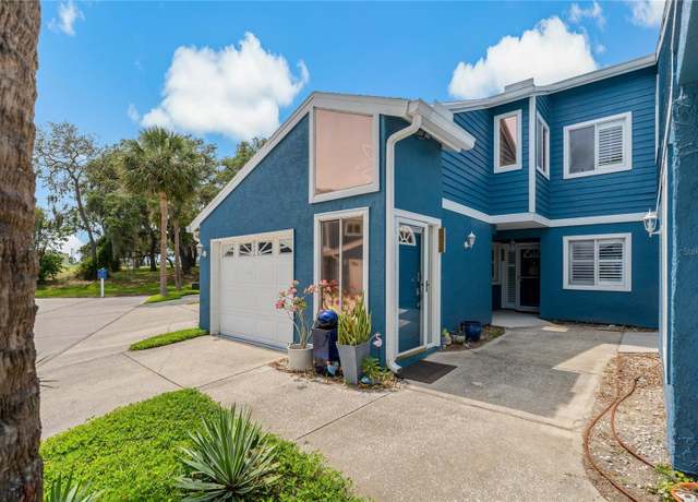 Property at 2026 Golfview Dr #2026, Tarpon Springs, FL 34689, 2 beds, 2 baths