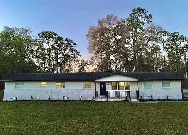 Property at 5001 SE 7th Pl, Ocala, FL 34471, 4 beds, 2.5 baths