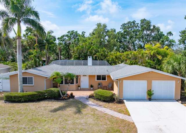 Property at 2726 Silver King Way, Sarasota, FL 34231, 3 beds, 2 baths