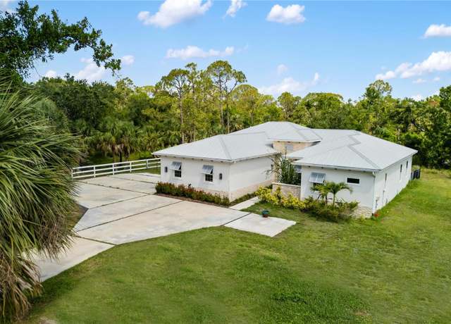 Property at 601 Suffolk Cir, Nokomis, FL 34275, 3 beds, 3 baths