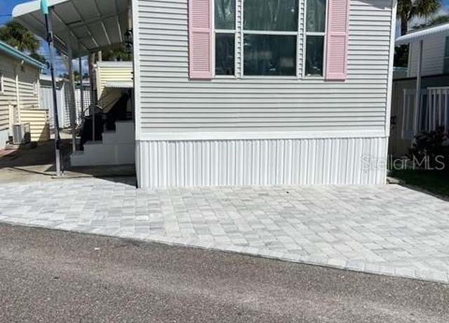 Property at 218 Bayo St, Englewood, FL 34223, 1 bed, 1 bath