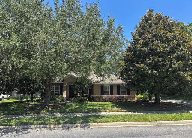 Property at 2585 Woodside Ridge Dr, Apopka, FL 32712, 3 beds, 2 baths