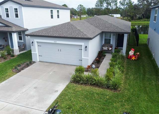 Property at 3329 Fresno Pl, Zephyrhills, FL 33541, 4 beds, 2 baths