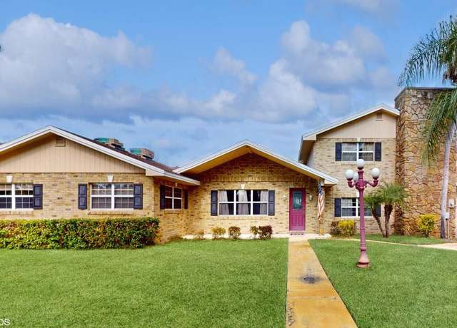 Property at 2520 EL Rancho Dr, Leesburg, FL 34748, 4 beds, 3.5 baths