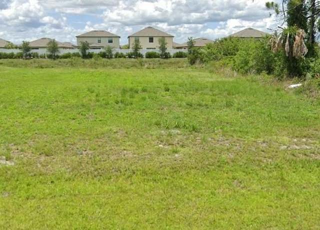 Property at 3836 Hyde Park Dr, Fort Myers, FL 33905