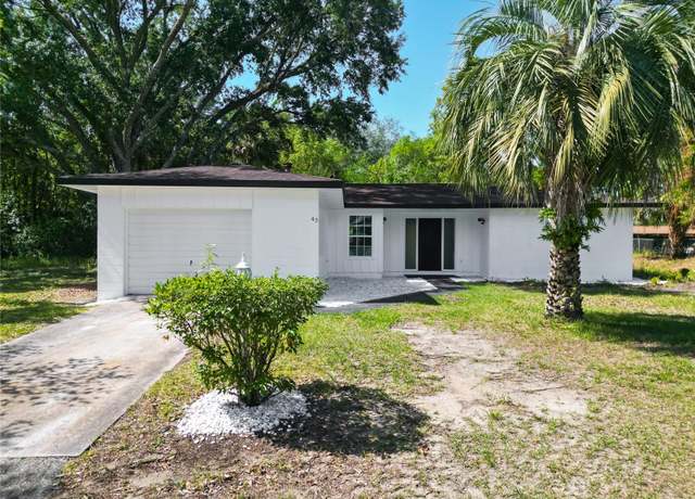 Property at 43 Lake Court Loop, Ocala, FL 34472, 2 beds, 2 baths