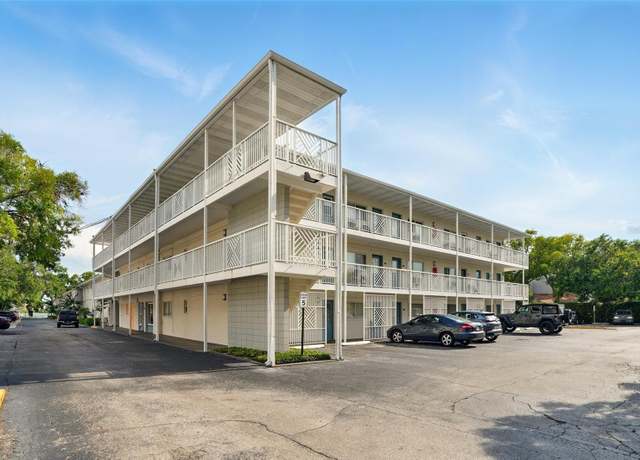 Property at 320 Lakeview St #220, Orlando, FL 32804, 1 bed, 1 bath