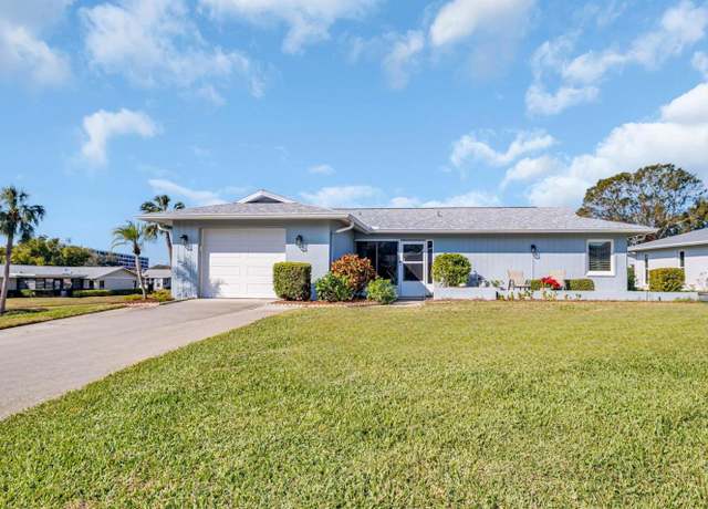Property at 1613 Heather Pl, Palm Harbor, FL 34684, 2 beds, 2.5 baths