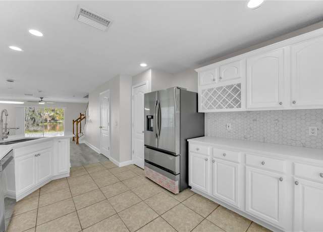 Property at 10906 Johanna Ave, Riverview, FL 33578, 3 beds, 2.5 baths