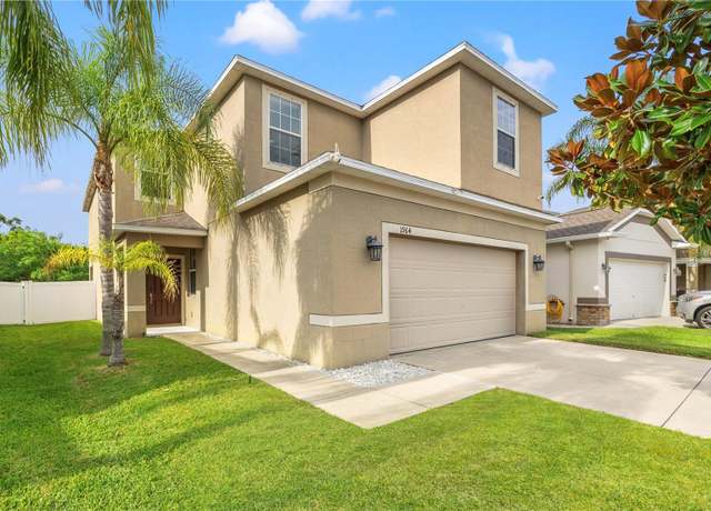 Property at 1964 Hawks View Dr, Ruskin, FL 33570, 5 beds, 2.5 baths