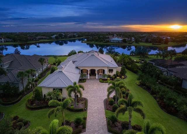 Property at 16336 Daysailor Trl, Lakewood Ranch, FL 34202, 4 beds, 3.5 baths