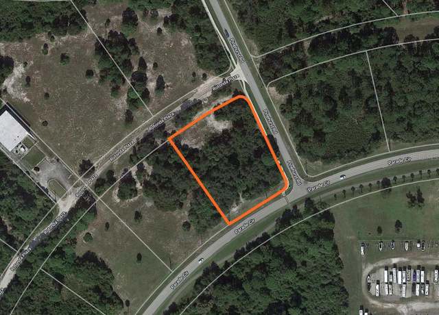 Property at 95 Parade Cir, Rotonda West, FL 33947
