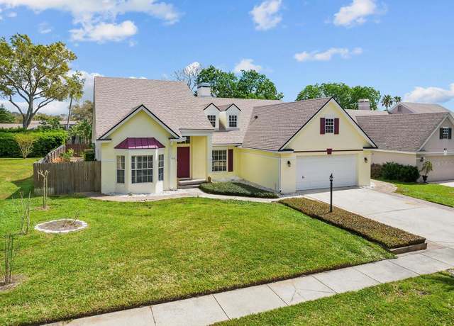 Property at 413 Country Wood Cir, Lake Mary, FL 32746, 4 beds, 2 baths