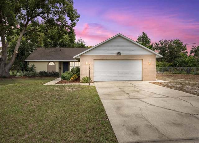 Property at 11313 Layton St, Leesburg, FL 34788, 3 beds, 2 baths
