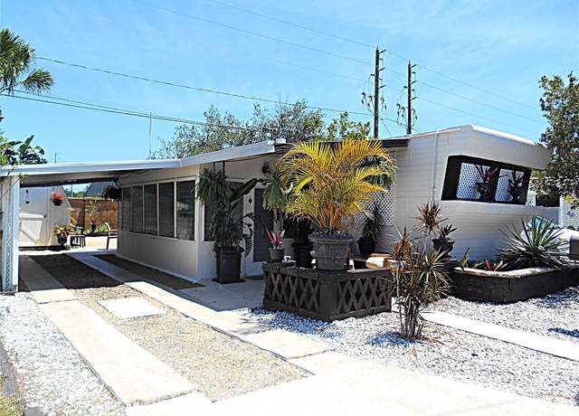 Property at 7801 34th Ave N #2, St Petersburg, FL 33710, 2 beds, 1 bath