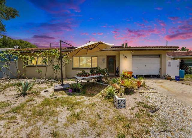 Property at 2078 Shadow Ln, Clearwater, FL 33763, 3 beds, 2 baths