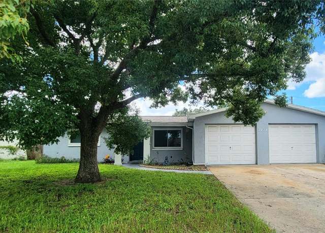 Property at 3814 Holiday Lake Dr, Holiday, FL 34691, 3 beds, 2 baths
