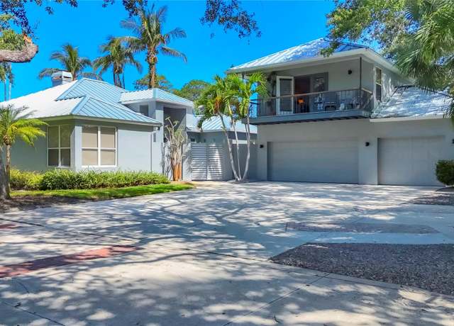 Property at 4505 Camino Real, Sarasota, FL 34231, 4 beds, 4.5 baths