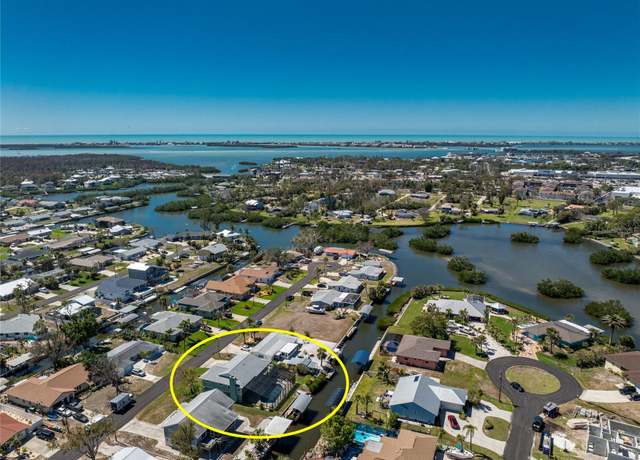 Property at 1052 Newton St, Englewood, FL 34224, 4 beds, 3 baths