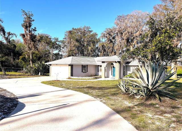 Property at 7961 W Riverbend Rd, Crystal River, FL 34428, 3 beds, 2 baths