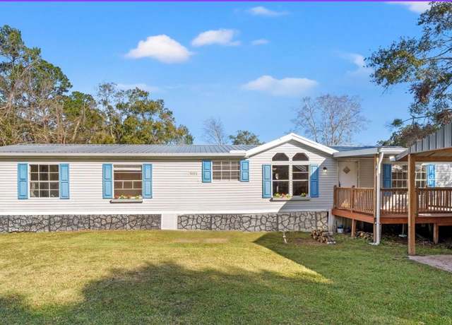 Property at 9251 Dan Lynn St, Brooksville, FL 34601, 3 beds, 2.5 baths