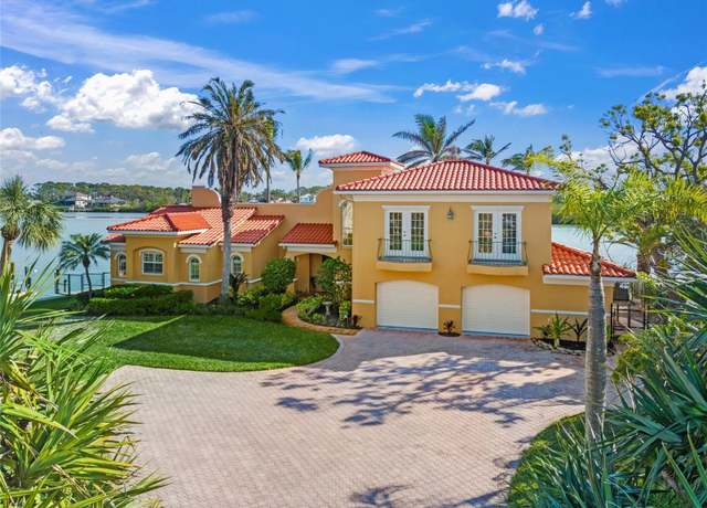 Property at 929 Casey Cove Dr, Nokomis, FL 34275, 5 beds, 3.5 baths