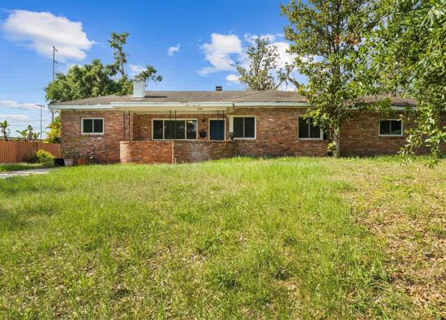 Property at 545 Prado Pl, Lakeland, FL 33803, 4 beds, 3 baths