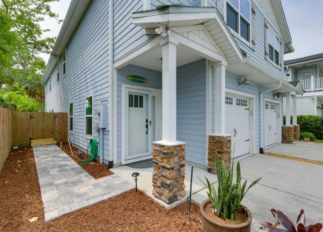 Property at 412 5th Ave S, Jacksonville Beach, FL 32250, 4 beds, 2.5 baths