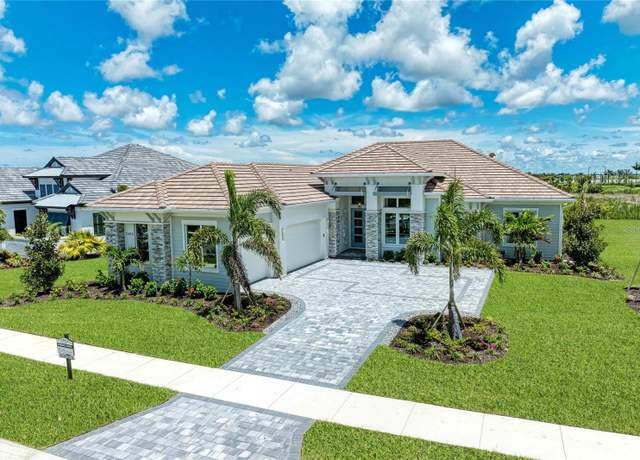 Property at 11414 Brightly Dr, Venice, FL 34293, 3 beds, 3.5 baths