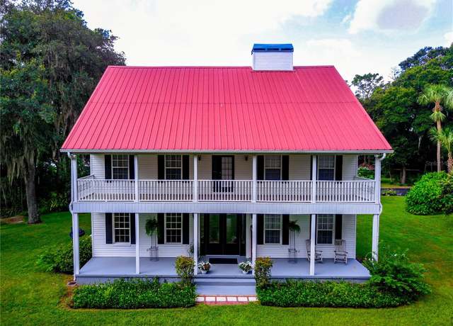 Property at 4502 Hill Dr, Valrico, FL 33596, 3 beds, 3.5 baths