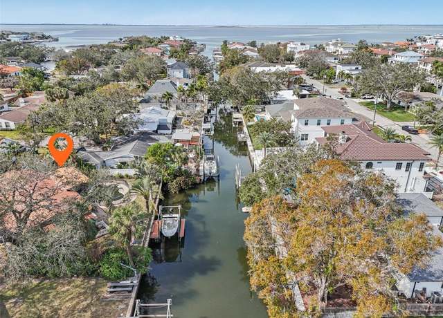 Property at 4829 W San Miguel St, Tampa, FL 33629, 5 beds, 3 baths